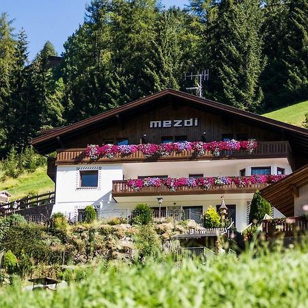 Apartments Mezdi Santa Cristina Val Gardena Eksteriør billede