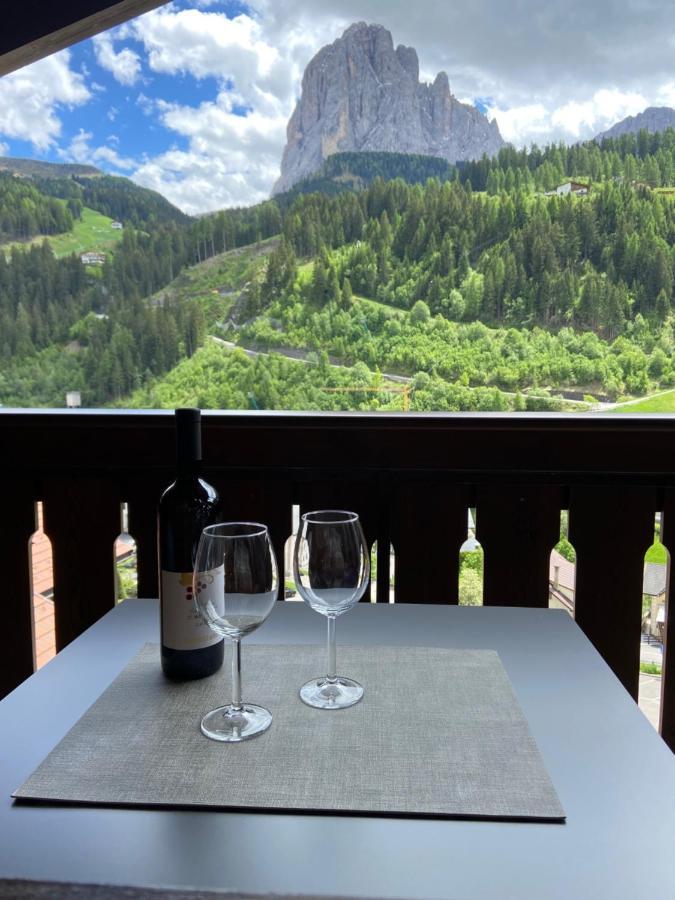 Apartments Mezdi Santa Cristina Val Gardena Eksteriør billede