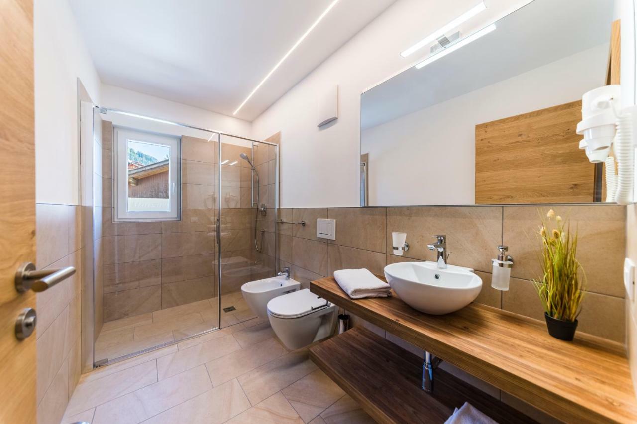 Apartments Mezdi Santa Cristina Val Gardena Eksteriør billede