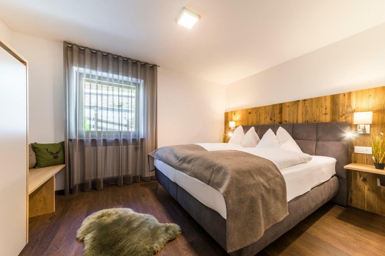 Apartments Mezdi Santa Cristina Val Gardena Eksteriør billede